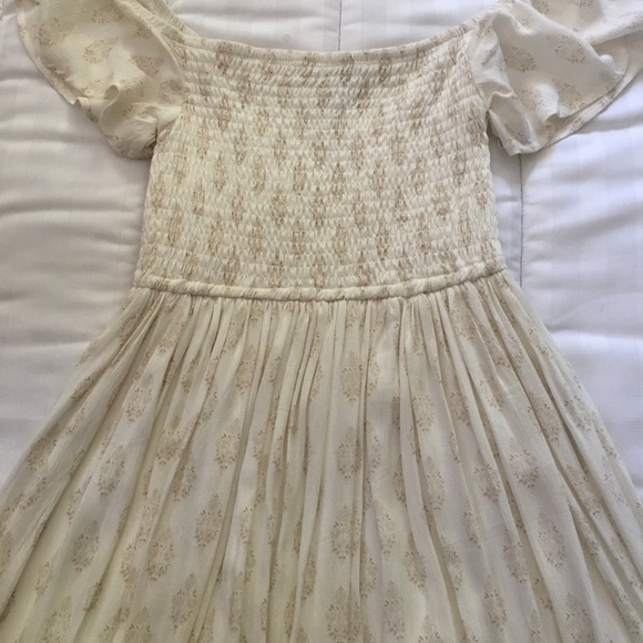 Dress - Picture 2 of 4